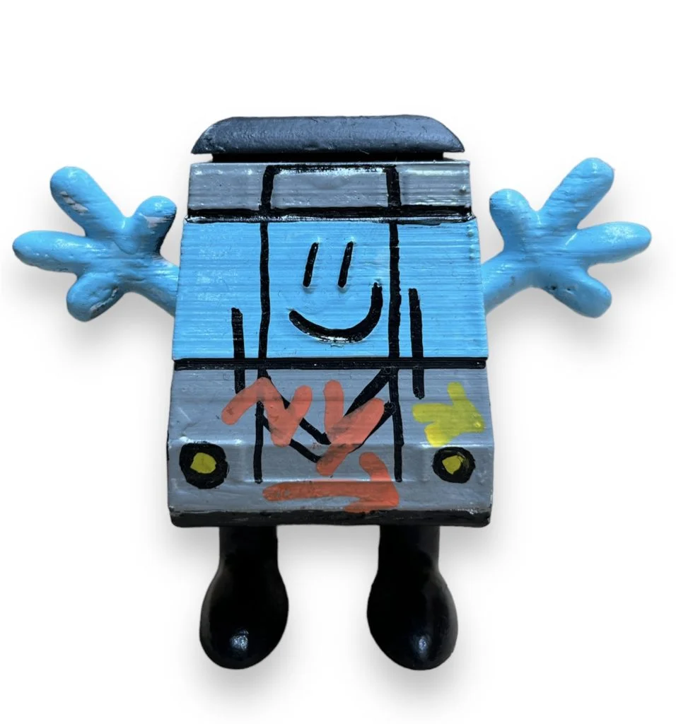 Camil Escruela Small wagon 2 front