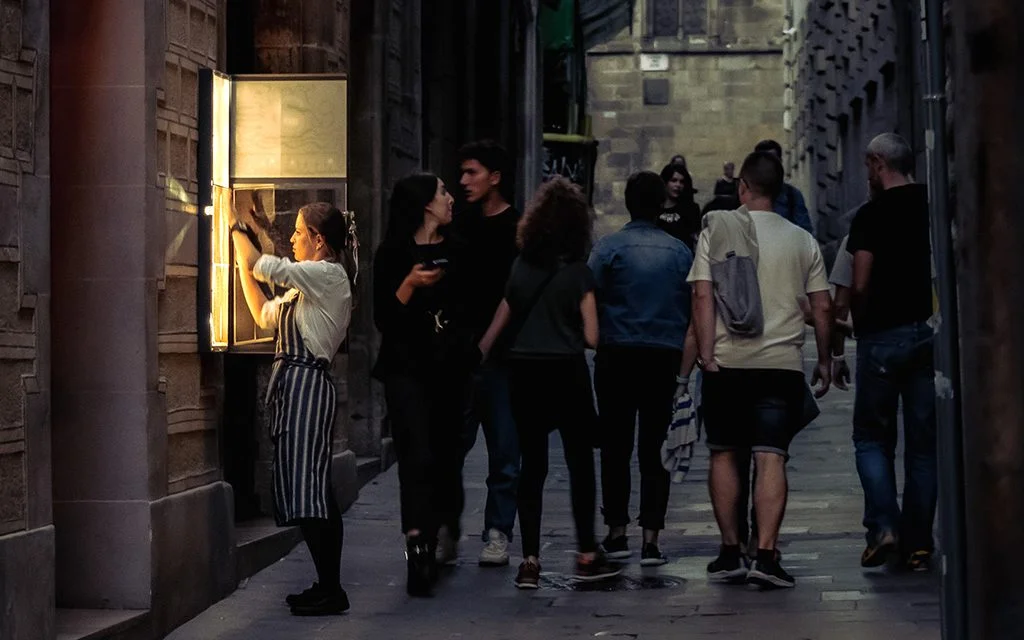 Jorge Suner The light of the routine 18x30cm 2021