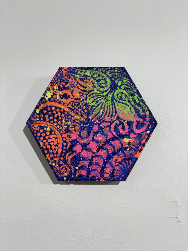 Juncosa Panot Gaudi Lila Copia